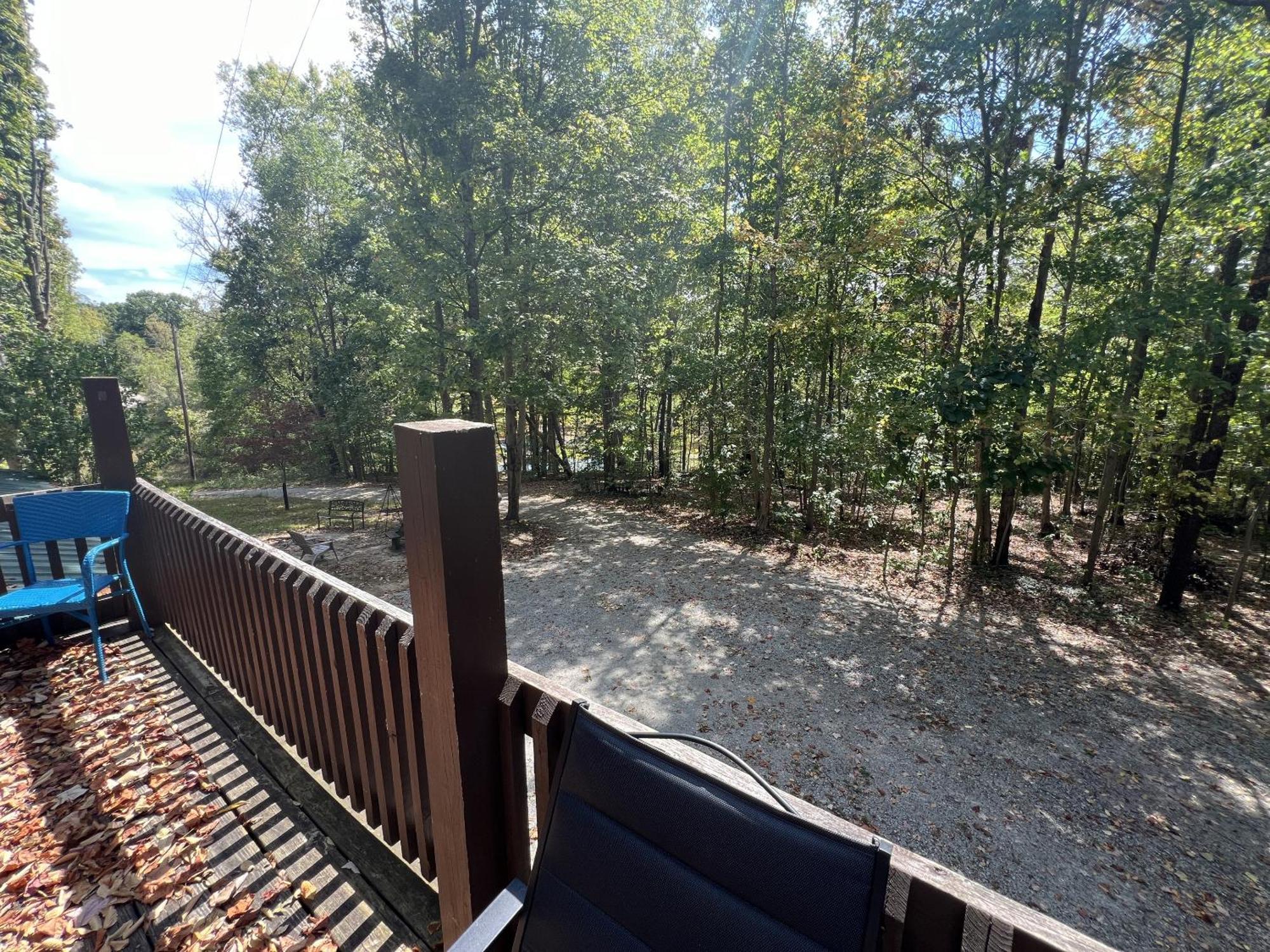 Lodge Rock Stalls Hocking Hills Logan